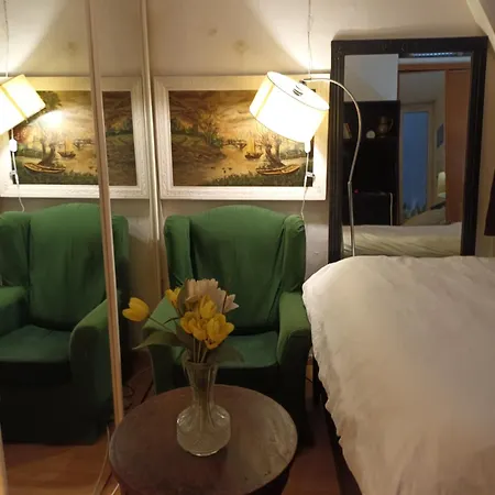 Meuble Touristique Inclus Ideal Couple Apartman
