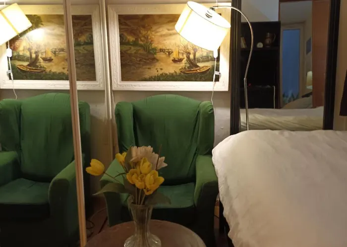 Meuble Touristique Inclus Ideal Couple Apartament